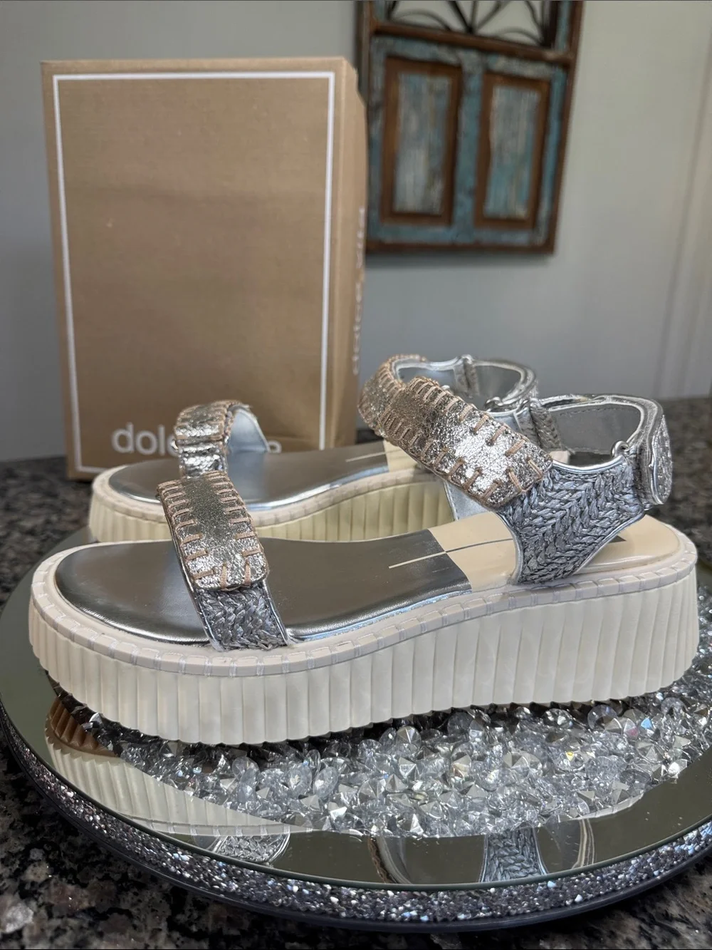 Dolce Vita Silver metallic leather Platform Sandals with Cream Sole NEW 8.5